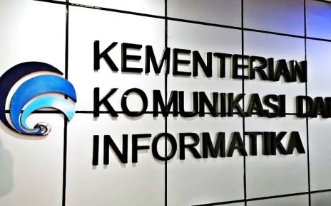 Belum lama ini, muncul kasus dugaan kebocoran 1,3 miliar data registrasi kartu SIM prabayar. Kementerian Komunikasi dan Informatika (Kominfo) kemudian meminta semua pihak untuk menjaga data pribadi