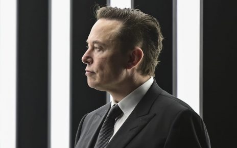 Elon Musk Mulai PHK Karyawan Twitter
