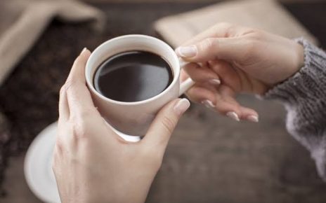 Sering Minum Kopi, Bahayakah Buat Ginjal?
