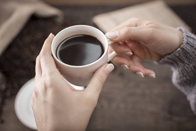 Sering Minum Kopi, Bahayakah Buat Ginjal?
