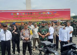 Kapolri dan Panglima TNI Pimpin Apel Pasukan Terpusat Operasi Lilin 2022