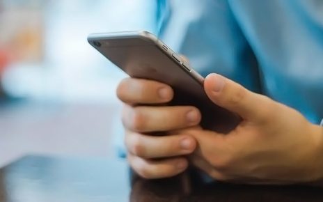 Waktu Penggunaan Internet di Indonesia Menurun