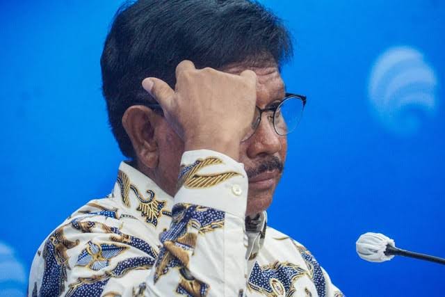 Efisiensi Perusahaan Tak Harus PHK
