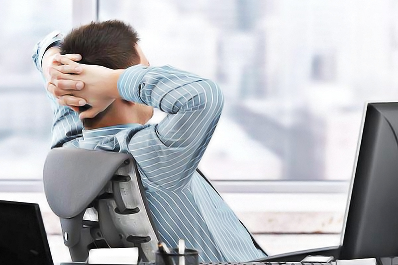 Awas! Kelamaan Duduk Bisa Sebabkan Komplikasi Serius