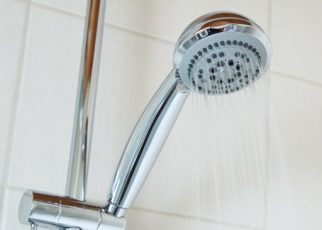 Jangan Lewati Mandi Pagi, Berikut Ini Manfaatnya