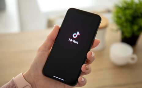 TikToker Bisa Pilih Siapa Saja yang Boleh Kirim DM