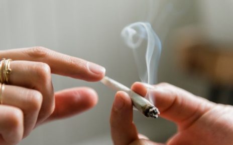 Awas Merokok Setelah Makan Ternyata Berbahaya