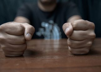 Kesal, Marah, dkk Berisiko Bagi Hidupmu, Coba Redakan dengan Tips Ini