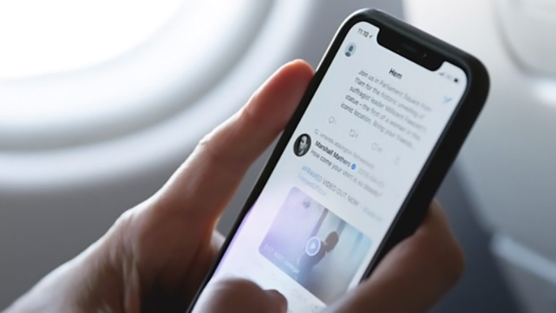 Twitter Batal Rilis Fitur CoTweets