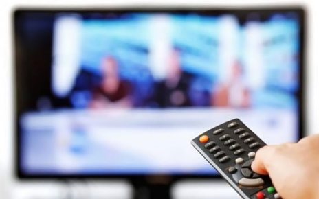 Kominfo: Masyarakat Mulai Tinggalkan Siaran TV Analog untuk Beralih ke Digital