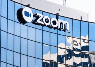 Zoom PHK 15 Persen Karyawannya