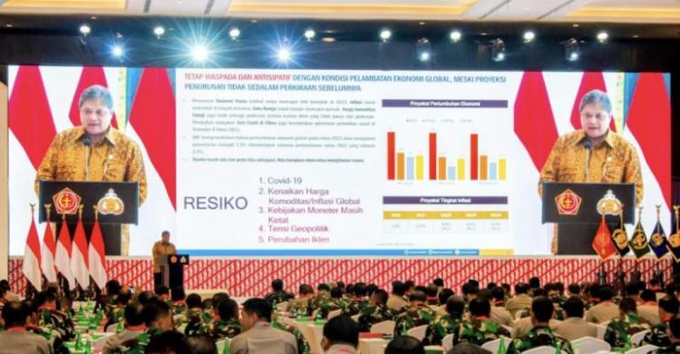 Perekonomian Tumbuh, Airlangga: TNI-Polri Berperan Wujudkan Stabilitas Nasional