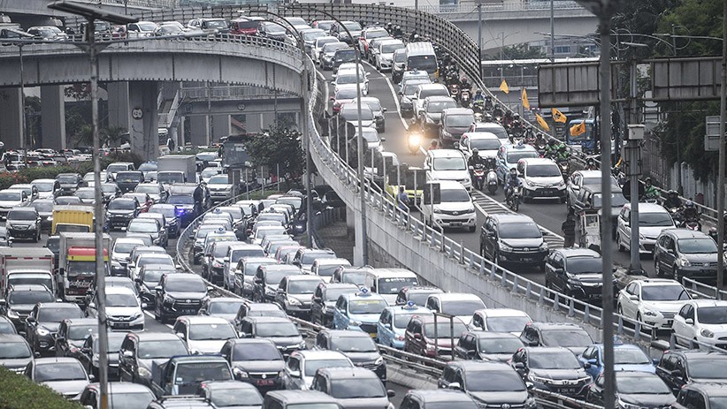 Macet Parah Bikin Stres! Lakukan Tips Berikut Supaya Kamu Kalem