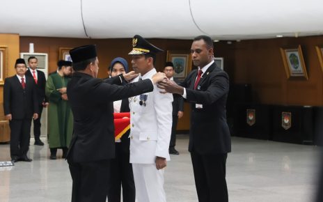 Mendagri Lantik Suganda Pandapotan Pasaribu Jadi Penjabat Gubernur Kepulauan Babel