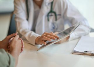 Waspada! Banyak Bule Diduga Buka Praktek Dokter Ilegal di Bali, Ini Imbauan Dinkes Bali