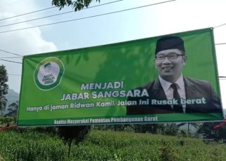Warga Jabar Protes Jalanan Rusak, Ridwan Kamil Minta Maaf