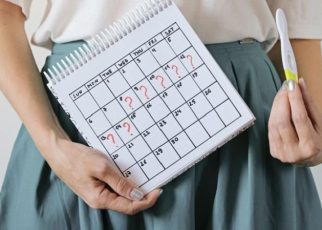 Menstruasi Telat Selama Ramadan, Kenapa dan Bagaimana Mengatasinya