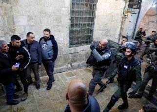 Kekerasan Kembali Terjadi di Dalam Masjidil Al Aqsa