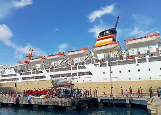 Menhub Perkenalkan Hotel Apung untuk KTT ASEAN di Labuan Bajo