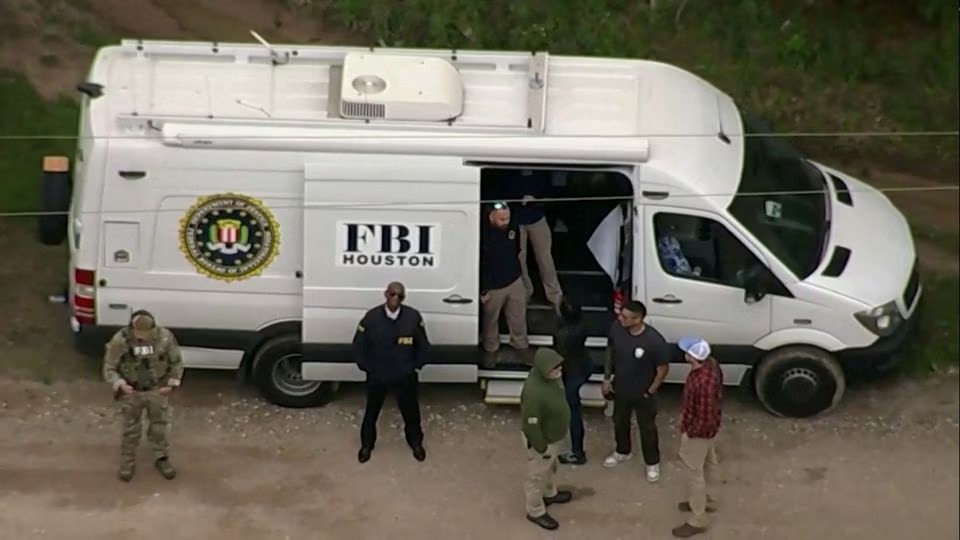 Seorang pria Texas, terdakwa pembunuh lima tetangganya, dilaporkan telah dideportasi sebanyak empat kali dari Amerika Serikat sejak 2009