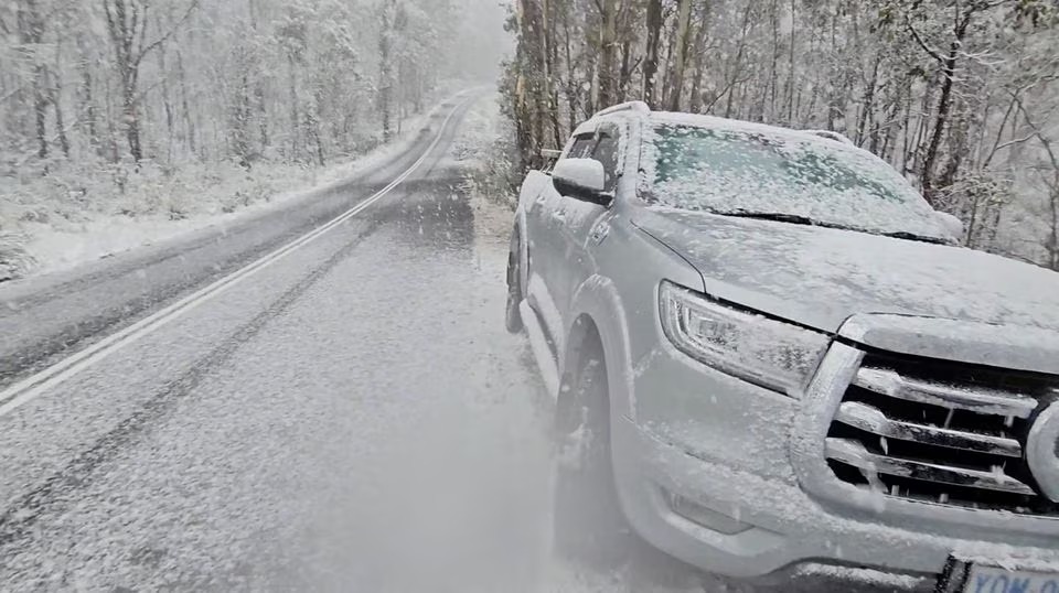 Temperatur Turun Drastis, Australia Dilanda Cuaca Dingin Mendadak