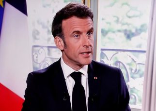 Rusia Kecam Pernyataan Macron Atas Hubungan Rusia-Tiongkok