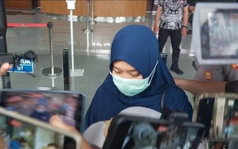 Punya Harta Rp 13,6 Miliar, Wagub Lampung Chusnunia Chalim Bungkam usai Diperiksa KPK
