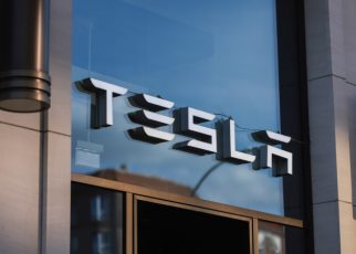Kebocoran Informasi Masalah Keamanan Tesla Bocor ke Publik