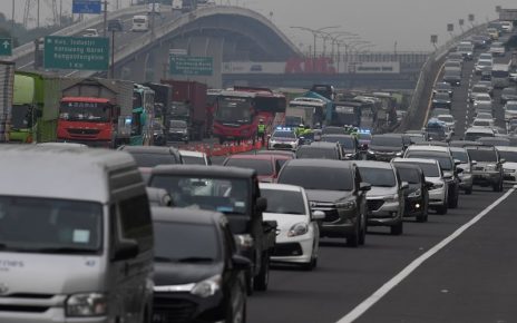 Kendaraan yang keluar jakarta 11 hari momen mudik lebaran 1,9 juta