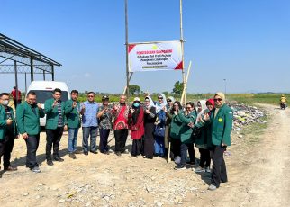 Magister Manajemen Lingkungan UNJ Gelar P2M, Ajak Warga Brebes Kelola Sampah Jadi Berkah