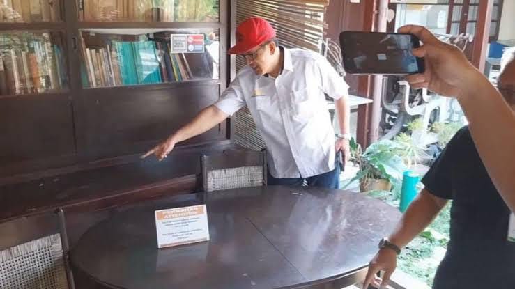 Parah! Kursi Peninggalan Ki Hadjar Dewantara Rusak Imbas Tawuran di Tamsis
