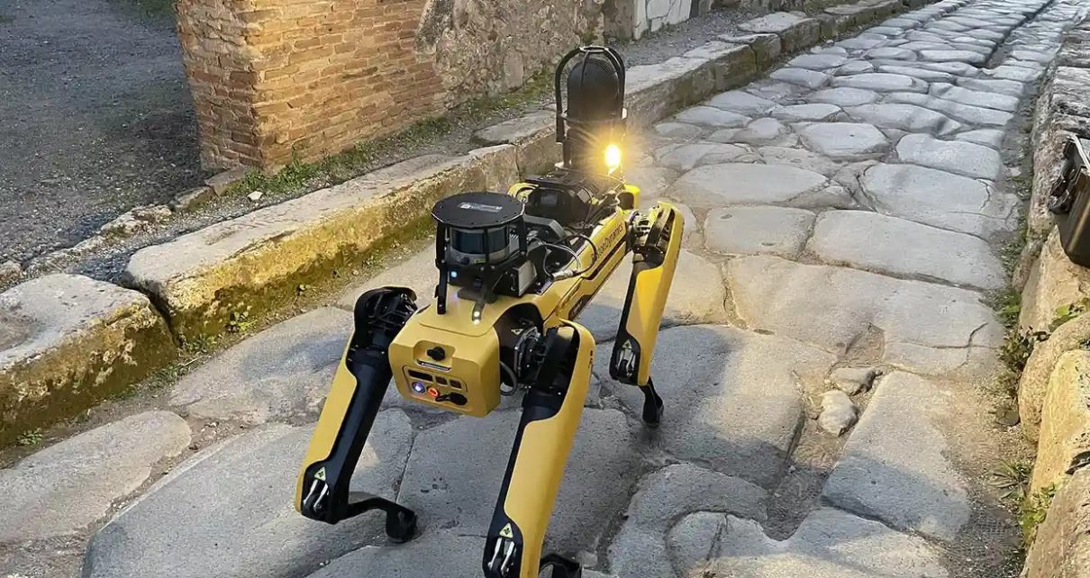 Berkenalan dengan Spot, Robot Penjaga Situs Pompeii