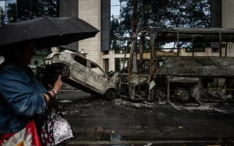 Nenek Nahel Minta Pengunjuk Rasa Prancis untuk Tenang