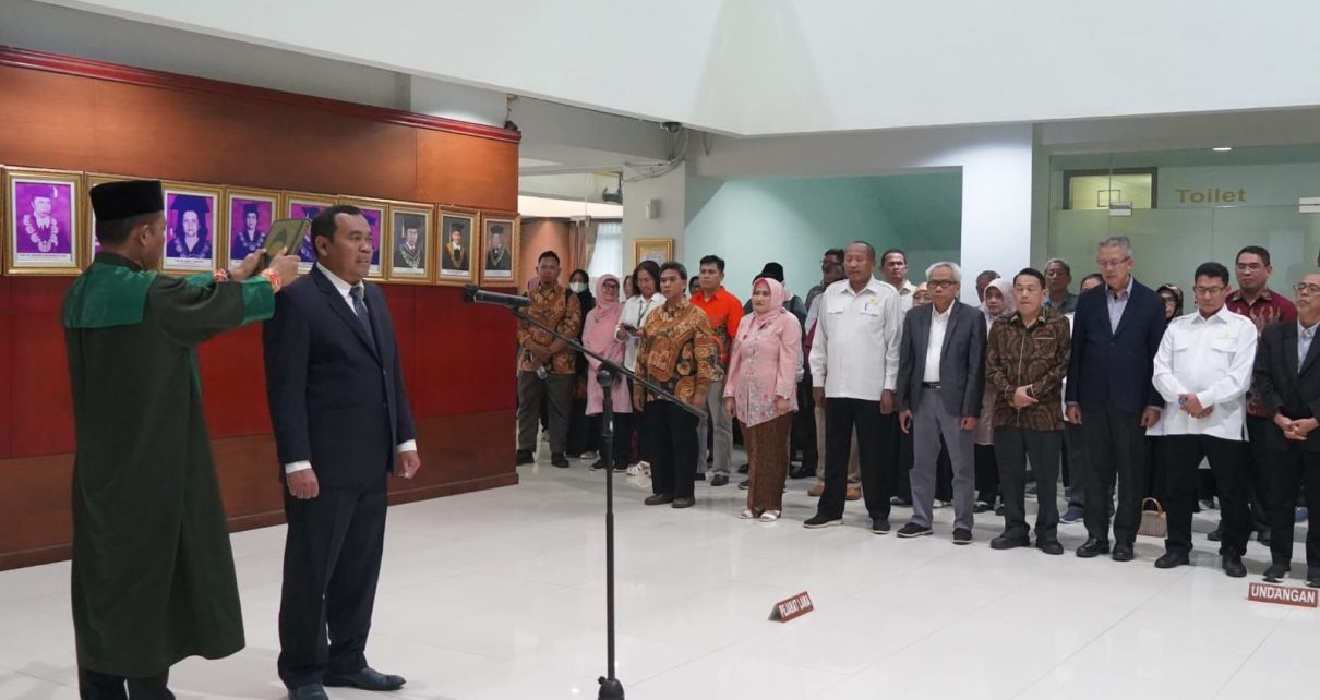 UNJ Lantik Prof. Ari Saptono Jadi Wakil Rektor II Antar Waktu