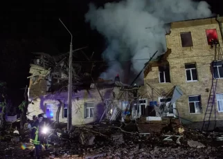 Rusia Fokuskan Serangan di Lini Depan, Ukraina Evakuasi Warganya