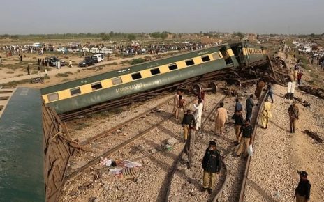 Kereta Terbalik di Pakistan, 30 Orang Meninggal Dunia