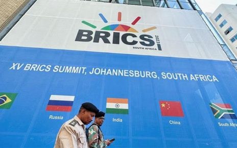Xi Jinping Mendarat di Afrika Selatan untuk Hadiri BRICS ke-15