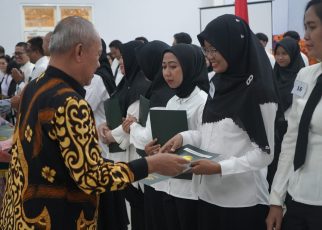 UNJ Serahkan Surat Keputusan untuk 55 CPPPK Tendik dan Dosen
