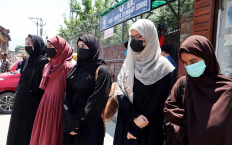 Prancis Larang Penggunaan Abaya di Sekolahnya