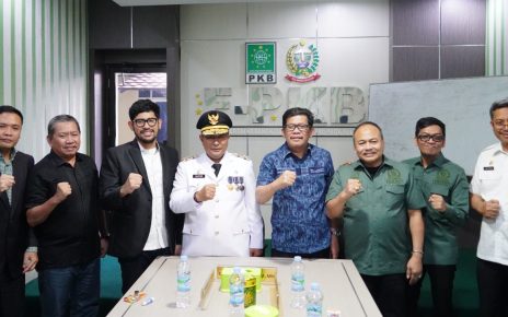 Hari Pertama Kerja, PJ Gubernur Bahtiar Kunjungi DPRD Sulsel