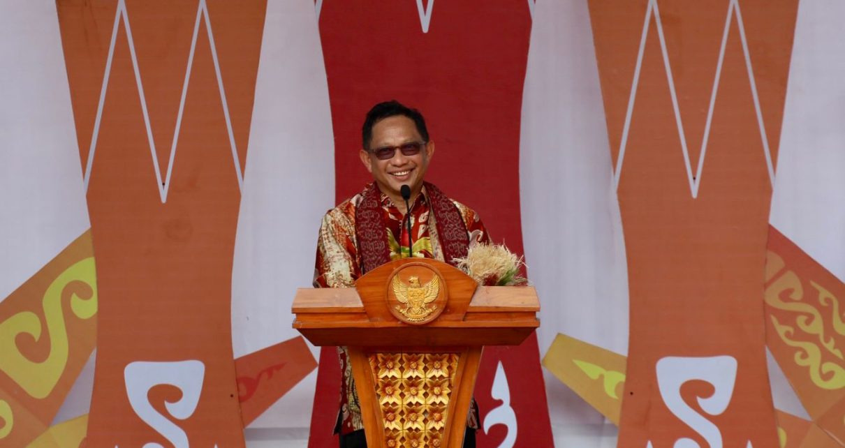 Menteri Dalam Negeri (Mendagri) Muhammad Tito Karnavian mengapresiasi peringatan Hari Ulang Tahun (HUT) ke-22 Otonomi Khusus (Otsus) Papua di Lapangan Kantor Wali Kota Sorong