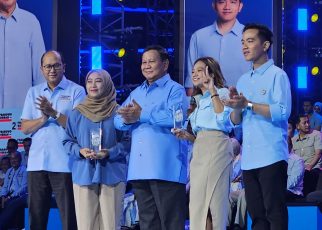Prabowo-Gibran Nobar Quick Count di Istora