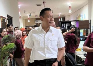 Menteri Agraria dan Tata Ruang/Kepala Badan Pertanahan Nasional (ATR/BPN) Agus Harimurti Yudhoyono (AHY) mengklaim Kementerian ATR/BPN telah menyelamatkan uang negara senilai Rp1,19 triliun