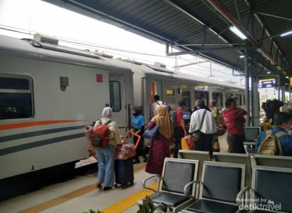 Angkutan nataru didominasi kereta