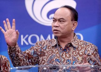 Menteri Kominfo.