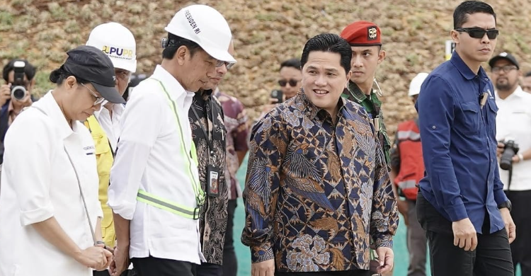Erick Thohir bersama rombongan Presiden Jokowi di IKN