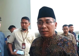 Gus Yahya.