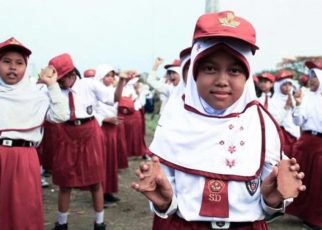 Anggaran pendidikan 20 persen.