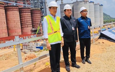 Jokowi resmikan alumina PT BAI