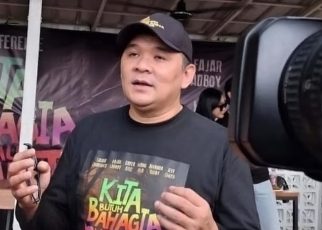 Derry Drajat Sutradarai Film Horor Komedi ‘Kita Butuh Bahagia Walau Sesaat’